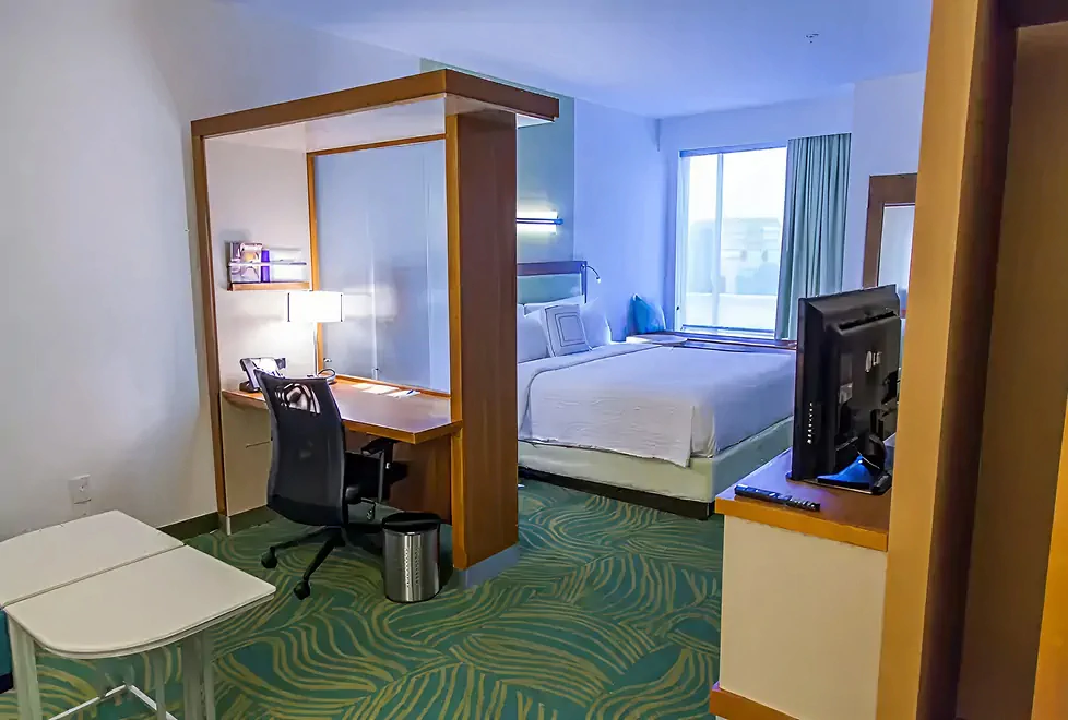 guest room renovations contractors